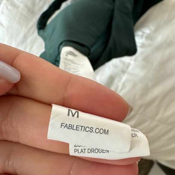 Fabletics twist front sports bra Med - Picture 5 of 6